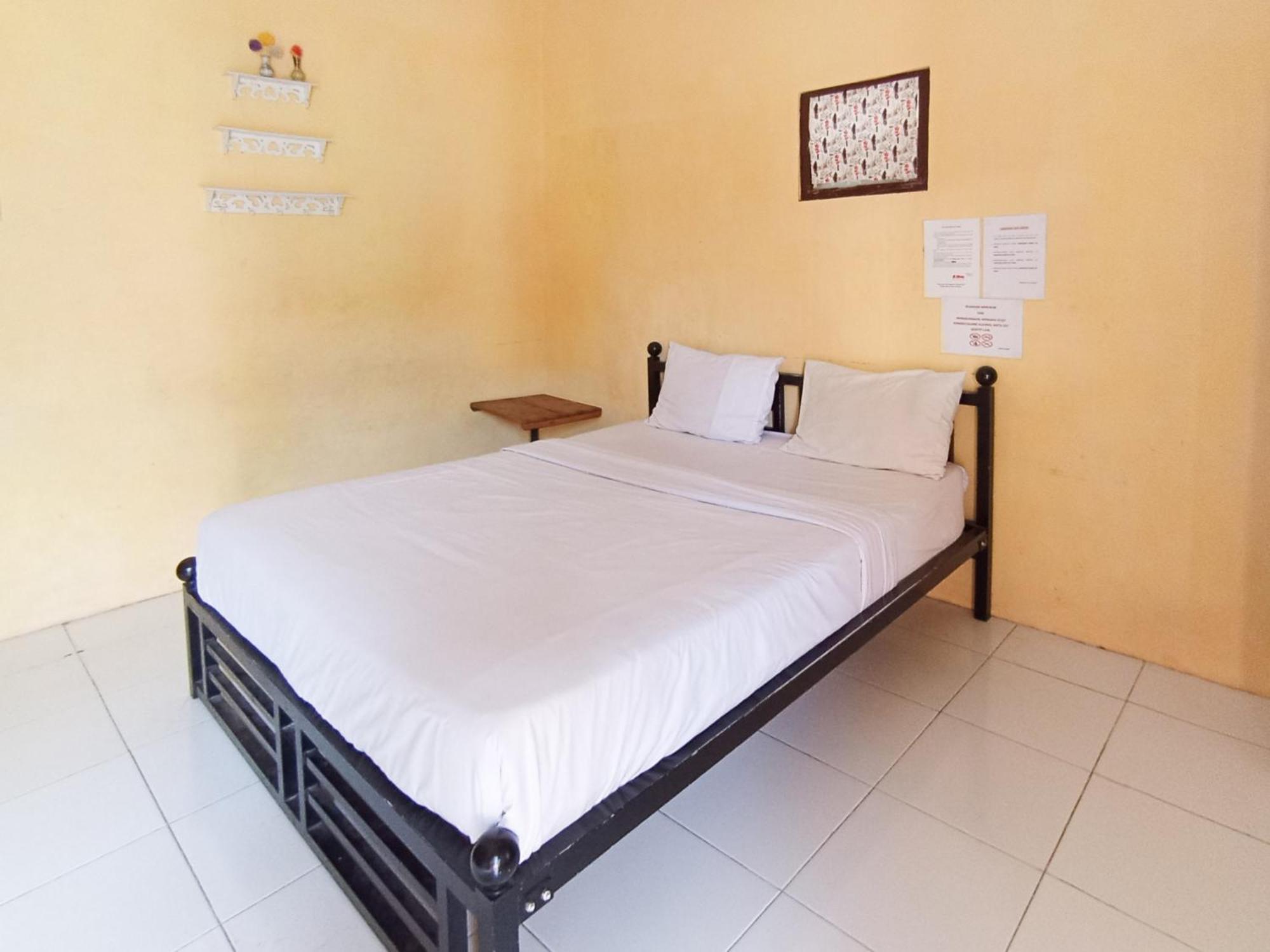 Reddoorz At El Shaday Homestay Banyuwangi Banyuwangi  Extérieur photo