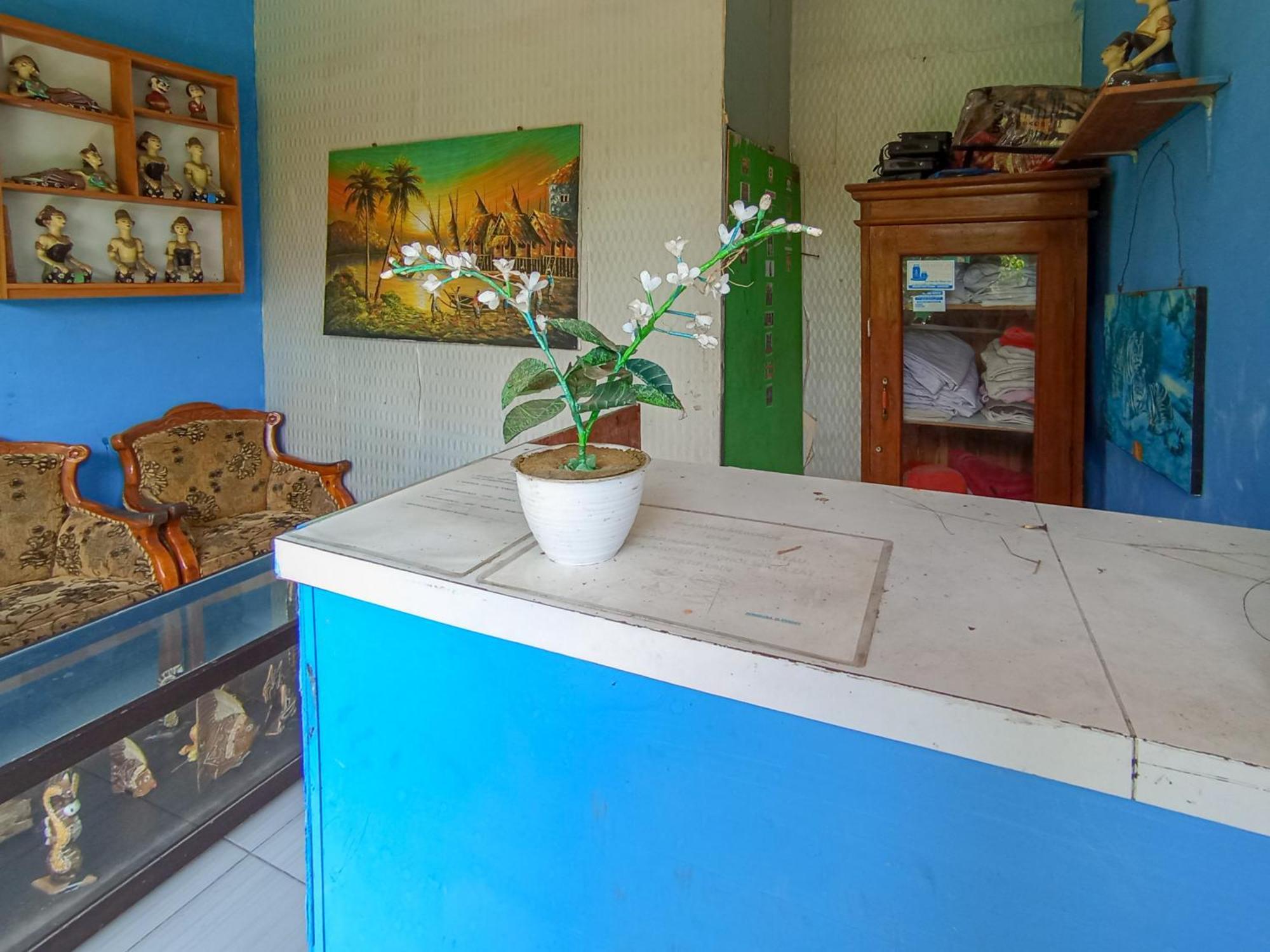Reddoorz At El Shaday Homestay Banyuwangi Banyuwangi  Extérieur photo